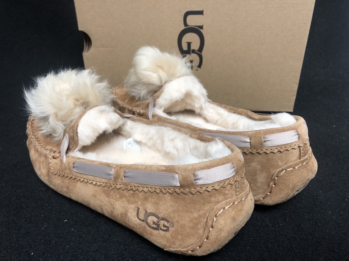 UGG Australia Dakota Pom Pom Chestnut Moccasin Slipper UGG Australia Dakota Pom Pom Chestnut Moccasin Slipper