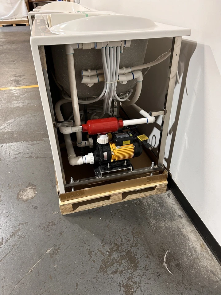 Bañera nueva Foto 3 de 4