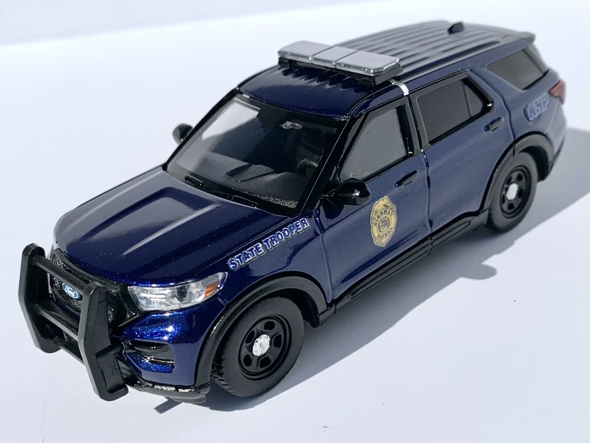 MotorMax 1/43 Scale 2024 Ford Explorer Kansas State Highway MotorMax 1/43 Scale 2024 Ford Explorer Kansas State Highway