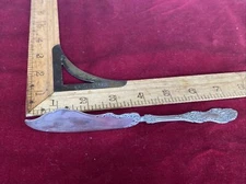 WM H. Rogers A1 Silver Plate Twisted Handle Master Butter Knife Spreader Ornate