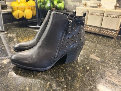 s.Oliver Black Studded Leather Ankle Bootie Zip Soft Foam Block Heel Pointed Toe