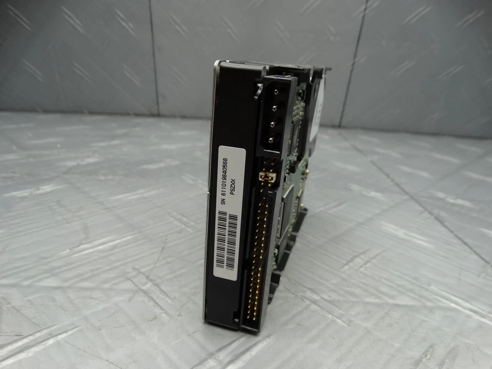 Quantum Fireball 7.5AT 7.5GB 7200RPM 3.5 IDE Hard Disk Drive LCT-15 - Image 3 of 4
