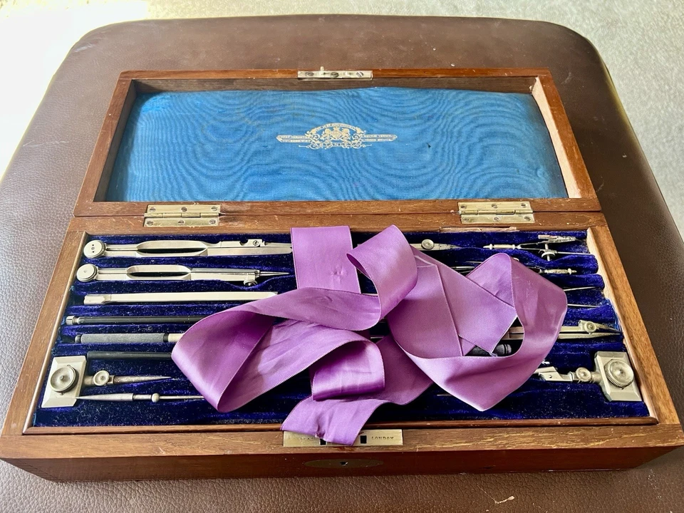 Antiguo juego de instrumentos de dibujo victoriano Stanley Architects dibujante en caja Foto 4 de 4