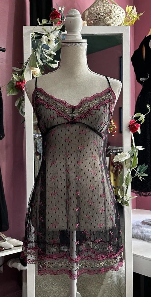 Vintage Y2K 2000s Cami Top Sheer Black Pink Floral Embroidered Whimsy M/L - Image 2 of 4