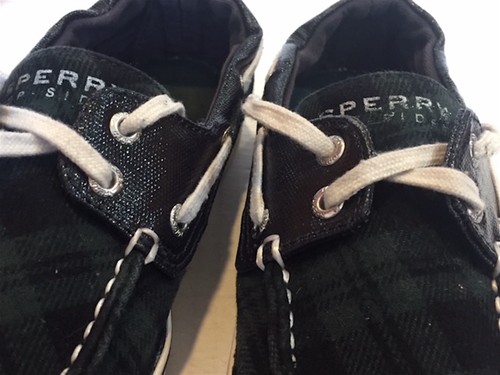 WMS. SPERRY TOPSIDERS NAVY / GREEN TARTAN PLAID 2 EYE BOAT SHOESW/ PATENT TRIM - Picture 3 of 9