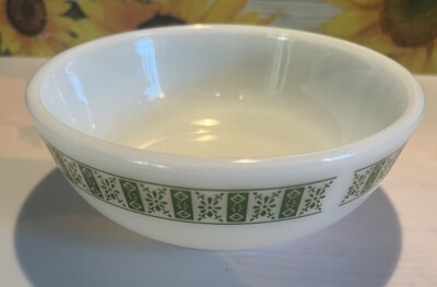 Pyrex By Corning Tableware #708 Green Darby 1 Fruit/Dessert Bowl  Rare!