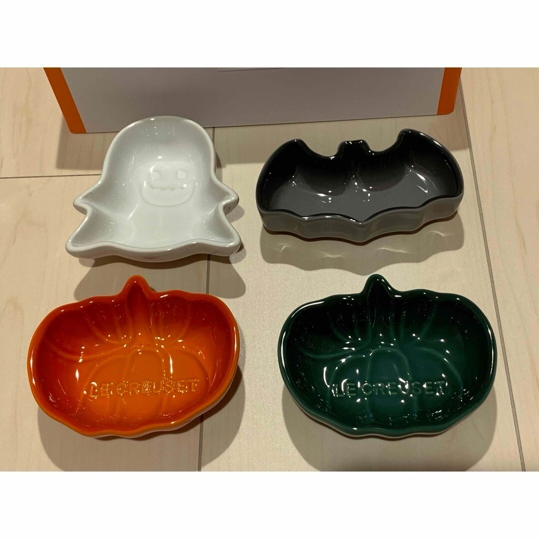 Le Creuset Mini Pumpkin Dish Set of 4 Halloween Collection 2019