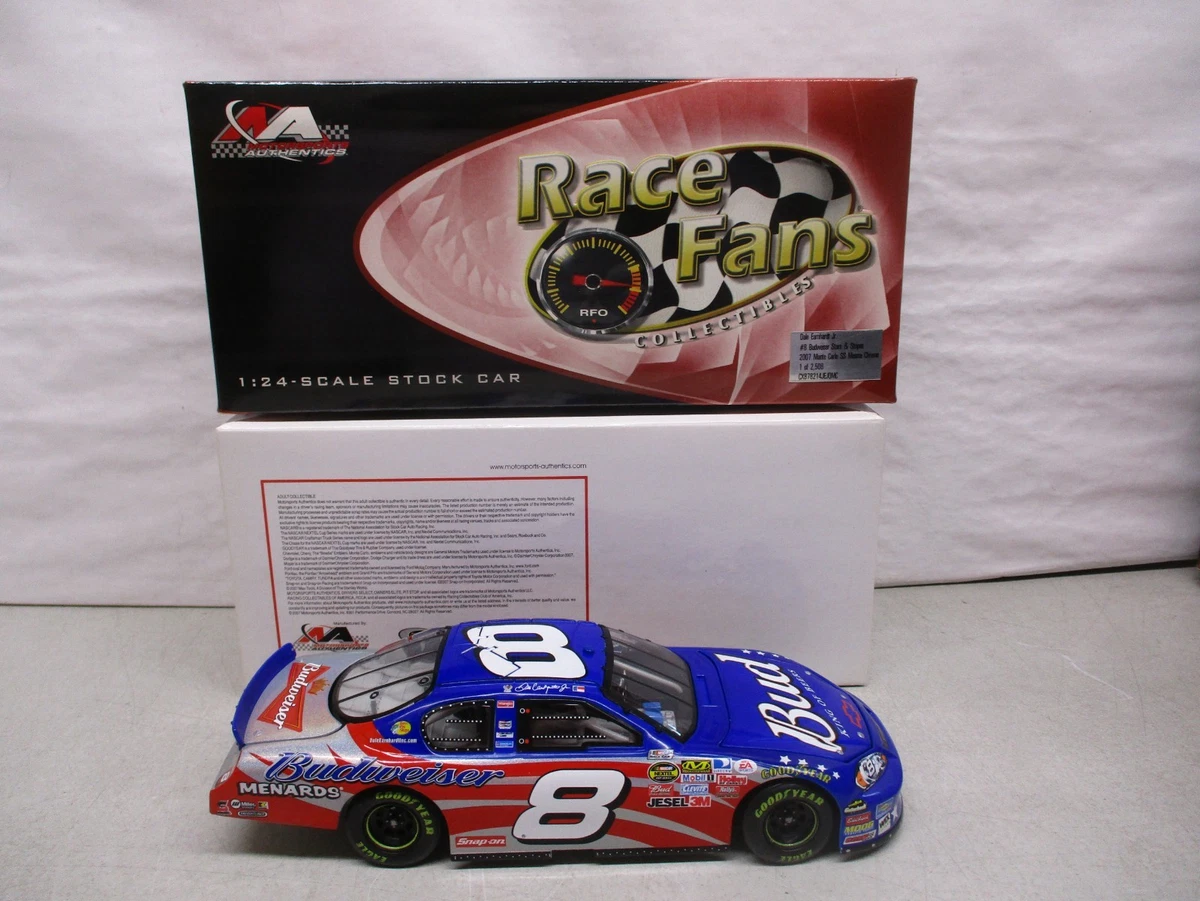 Dale Earnhardt Jr Diecast Racing Cars 1:24 2007 Vehicle Year for