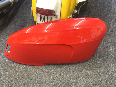 ROYAL ALLOY GT125 AC CBS E5 FACTORY PAINTED GLOSS RED SIDE PANEL