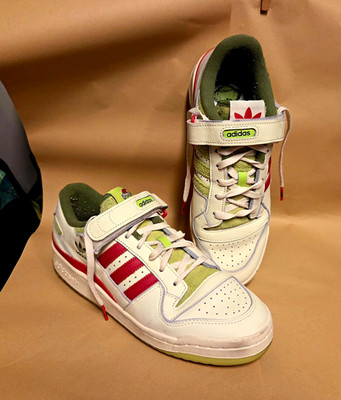 adidas Forum Low Grinch Sneaker Weiß Rot Grün EU 44 UK 9,5 US 10