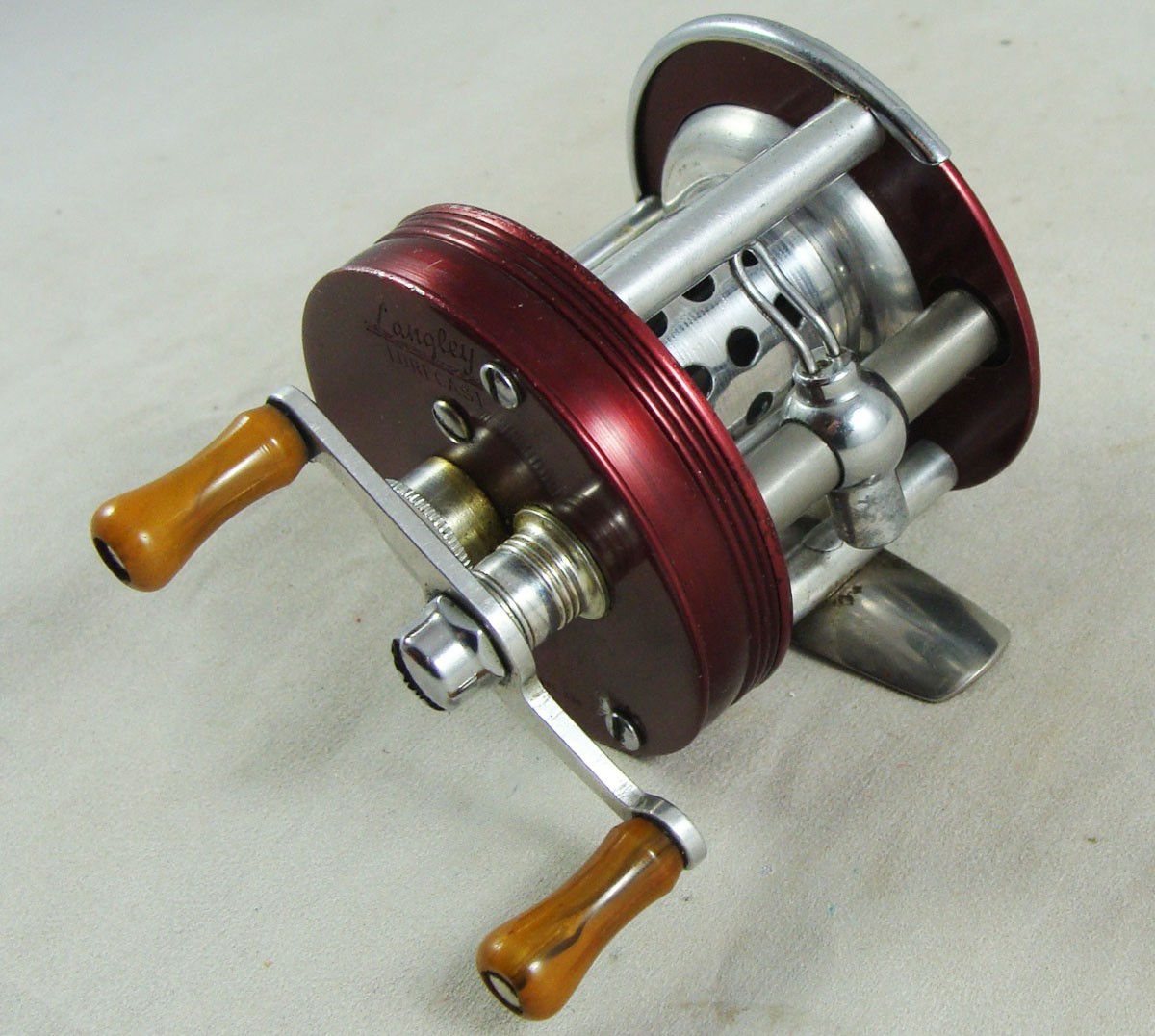 Vintage LANGLEY LURECAST Model 330 Casting Reel + Box + Extras