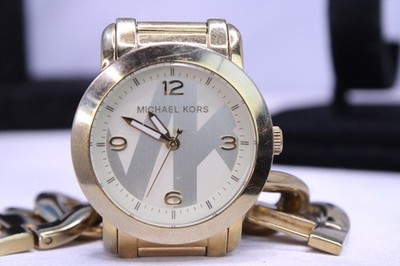 Watch Michael Kors MK Runway Twist Gold Plated Women display picture 1