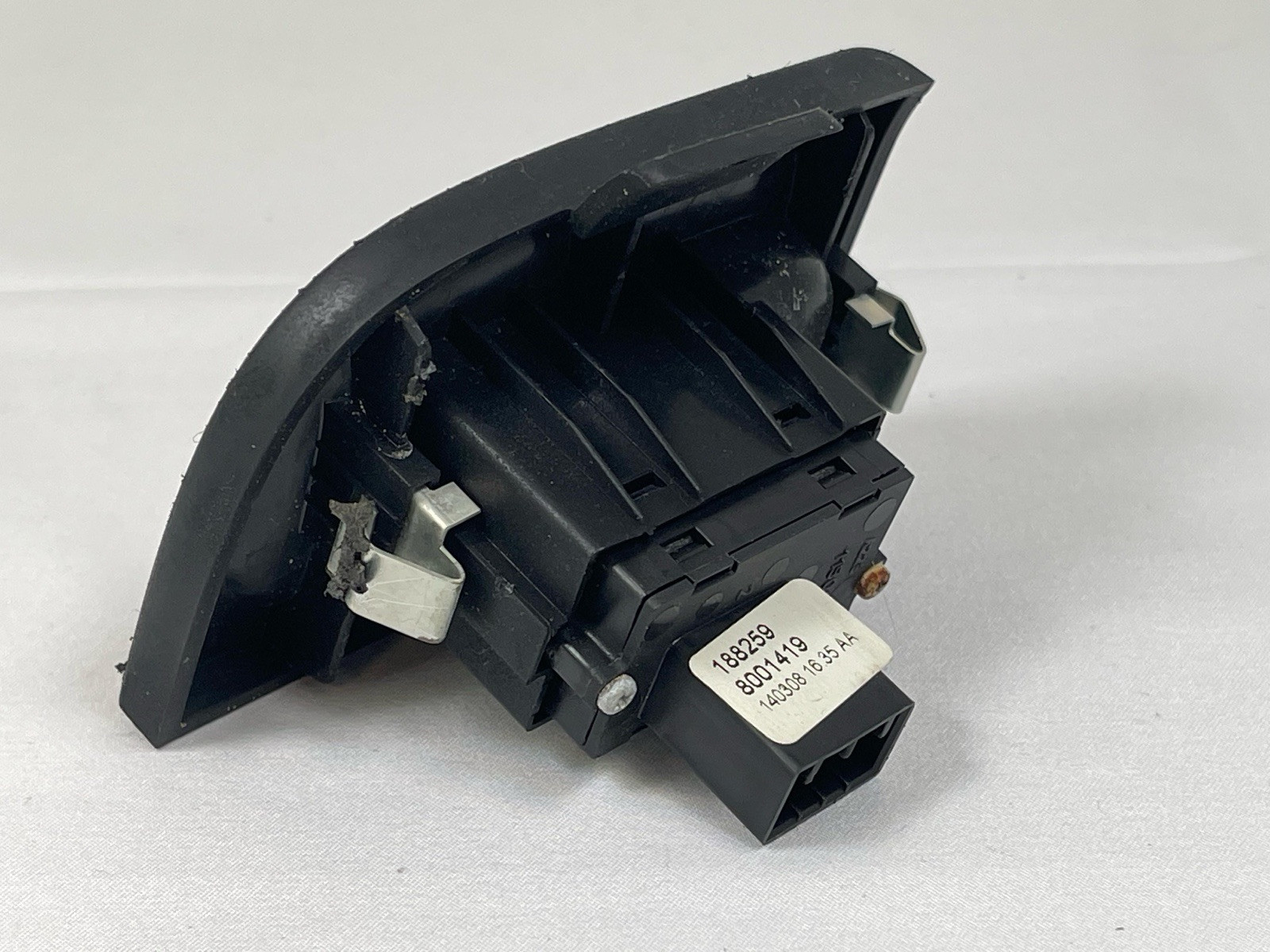 Maserati Quattroporte M139 Rear Left Side Window Switch Control 188259 OEM 03-13
