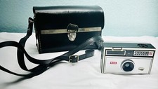 Vintage Kodak Instamatic 104 Camera With Carrying Case