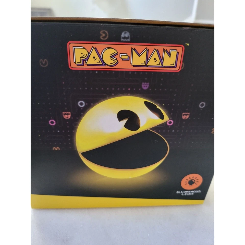 Pac-Man Wireless Speaker & Charger Genuine Bandai Namco New - Image 2 of 4