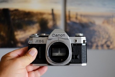 CANON AE 1 SLR SPIEGELREFLEXKAMERA BODY ANALOG 35mm FILM CAMERA FD MOUNT 