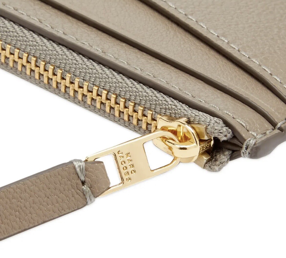 Marc Jacobs S176L03FA22 The Top Zip Wristlet Wallet Leather