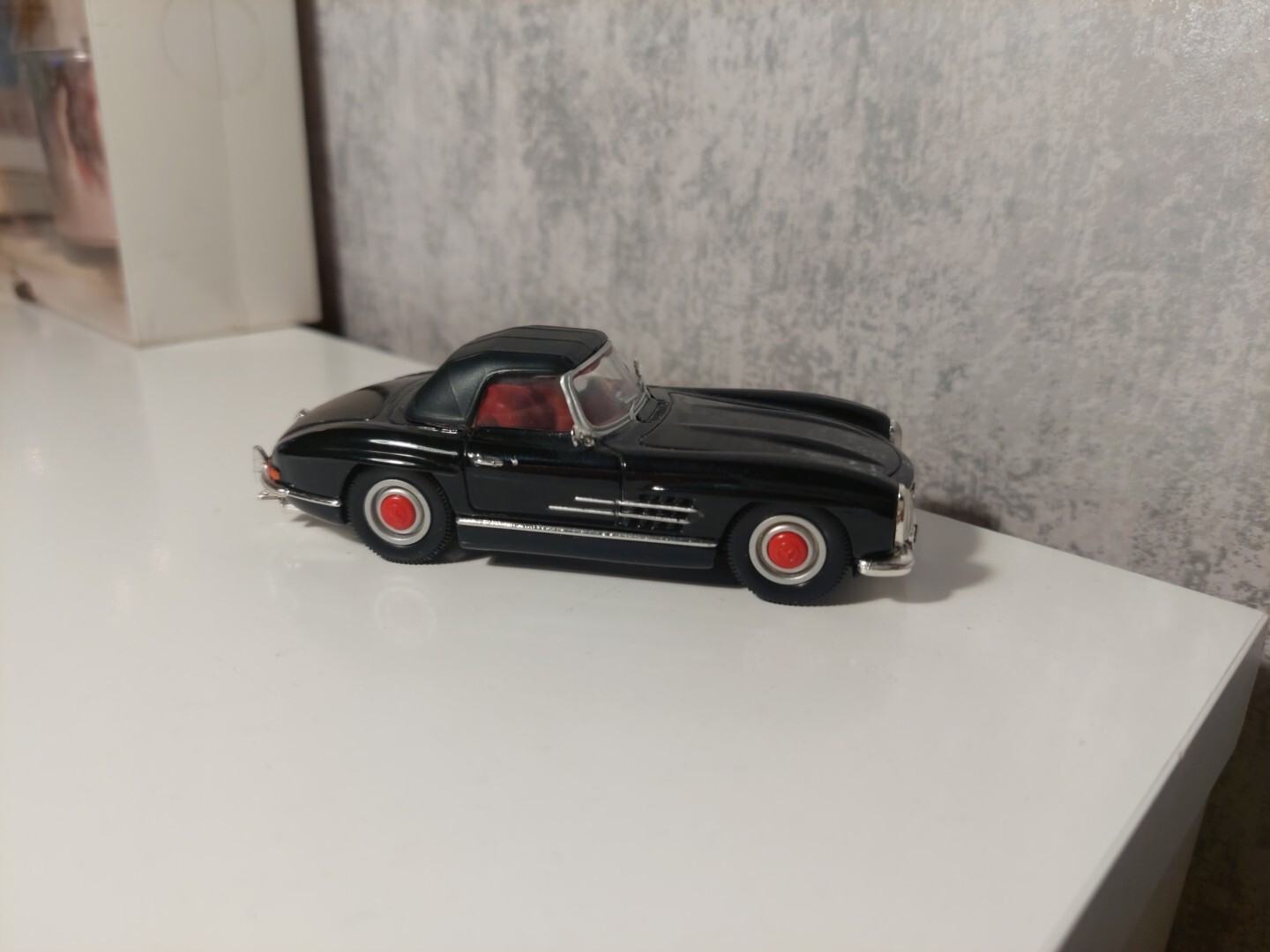 Picture 2 of 10