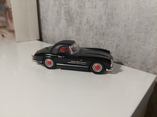 Corgi Classic Diecast Vehicle Car Mercedes 300 Sl Roadster 1:43 Scale Vgc Used - Picture 2 of 10