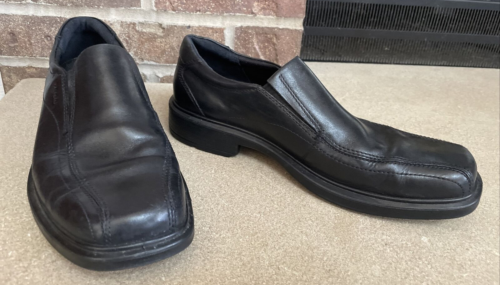 ecco melbourne bike slip on