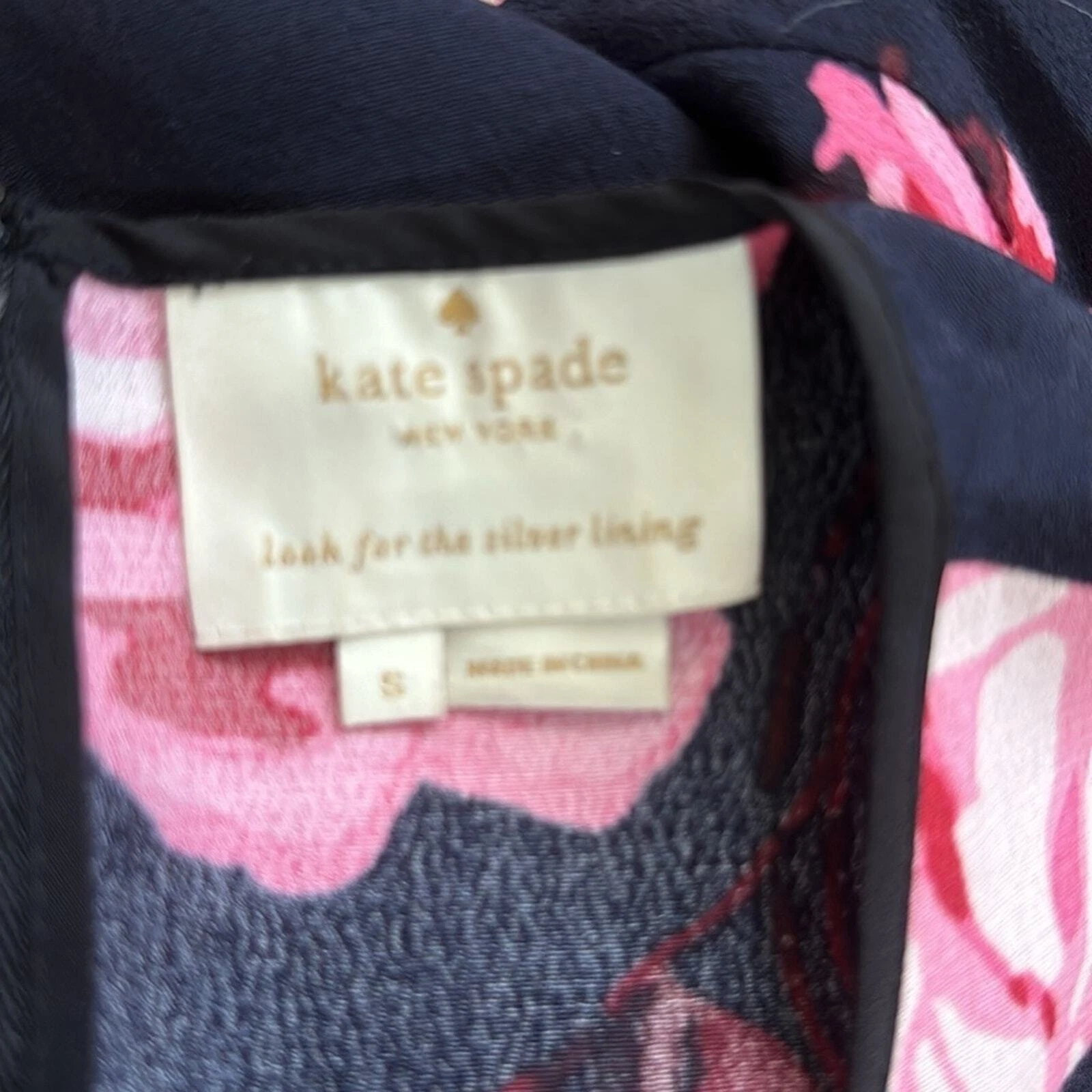 Abito Kate Spade rosa con volant e tubino in rose rambling nuovo senza etichette