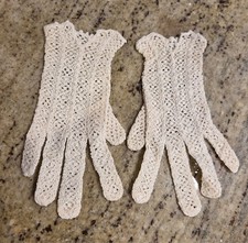 Vintage Womens Size XS S Cream Stretch Crochet Geometric Short Formal Gloves