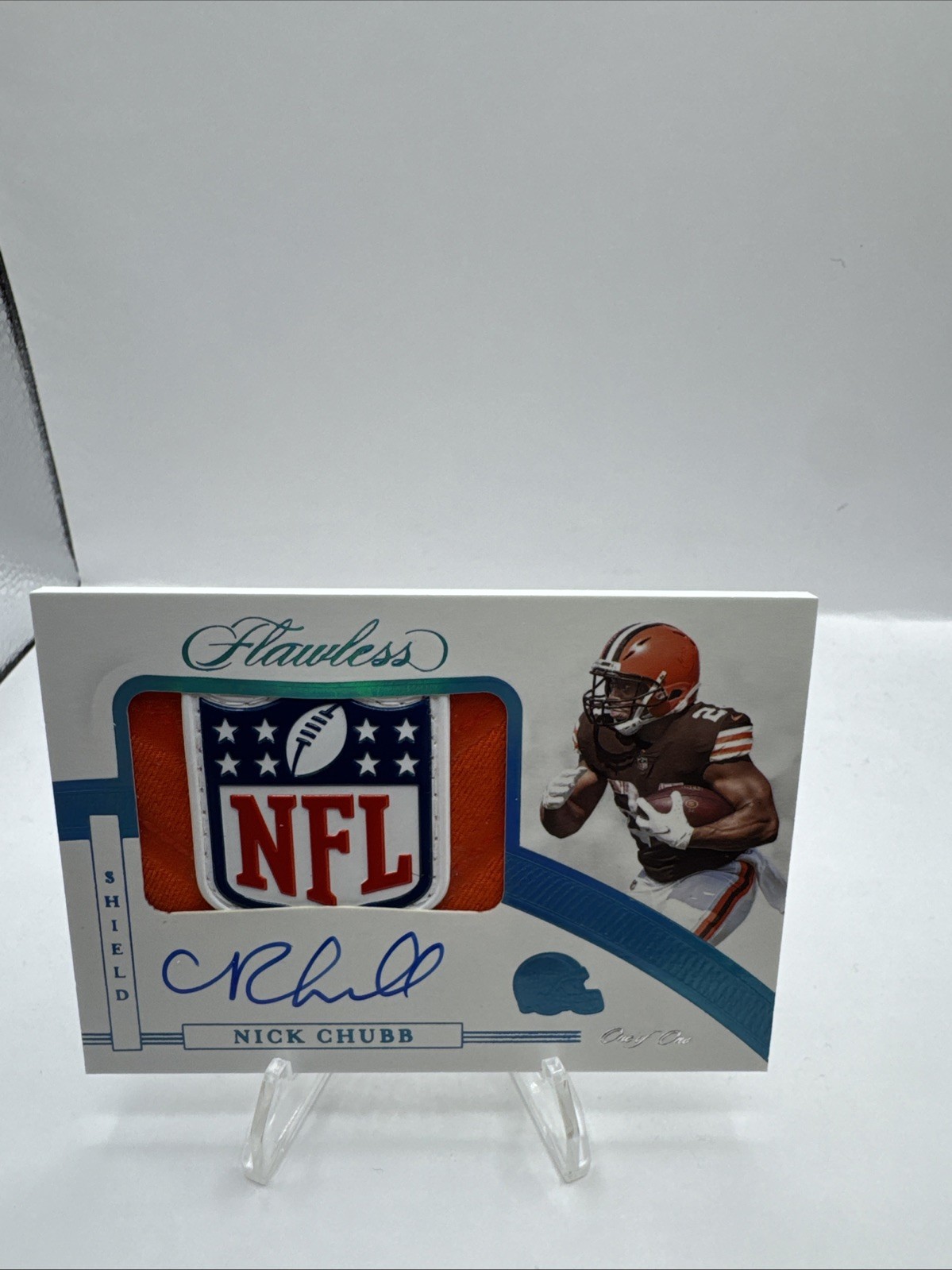 2021 panini flawless nick chubb 1/1 Shield Auto view 1