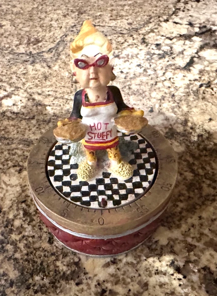 Novelty Kitchen Timer "Hot Stuff" Lady With Poodle By Boston Warehouse - Image 4 of 4