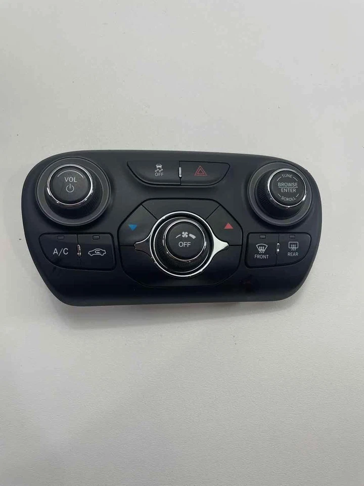 Control de temperatura de calefacción de aire acondicionado Dodge OE 0509110.01ae para Dodge Dart 2013-2016 Foto 4 de 4