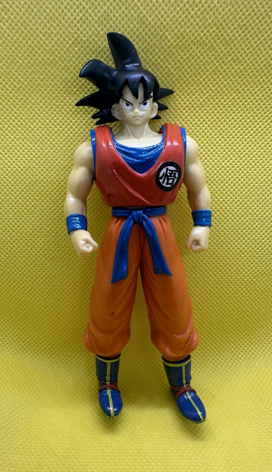 Dragon Ball Z Super Battle Collection Son Goku Action Figure 1996 Bandai Vintage
