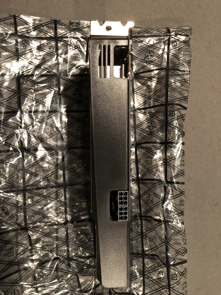 SPARKLE Computer NVIDIA GeForce GTX 560 Ti 1 GB GDDR5 - Image 4 of 4