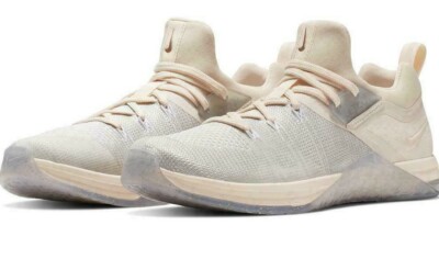 WOMENS NIKE METCON FLYKNIT SILVER PINK METALLIC TRAINING ATHLETIC RUNNING  SHOE