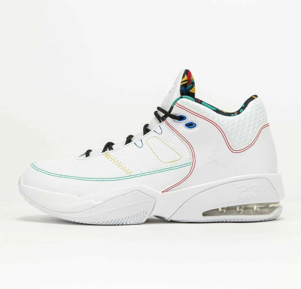 Zapatillas deportivas de baloncesto Air Jordan Max Aura 3 blancas negras verdes CZ4167-101 para hombre Foto 2 de 4