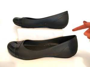 womens black crocs size 9