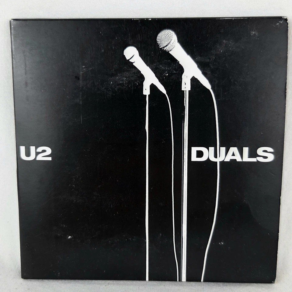 U2 Medium Rare Remastered 2CD + Duals CD Rare Fan Club U2.com Dot Com 3 Discs - Image 2 of 4