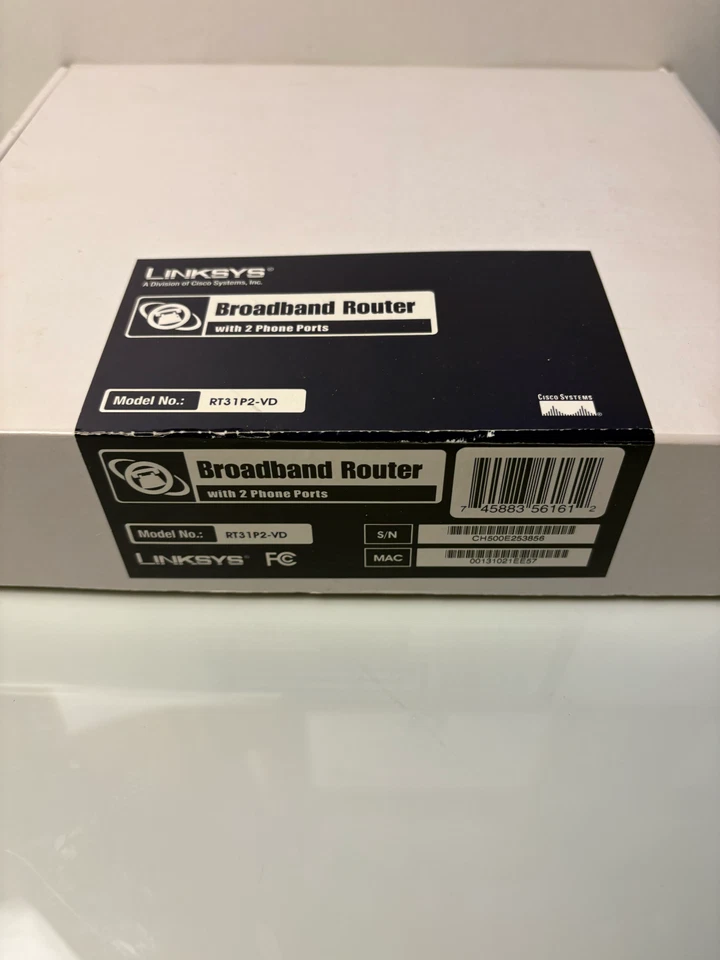 Linksys RT31P2 3-Port 10/100 Wired Router with 3 ethernet and 2 Phone Ports - Image 3 of 4