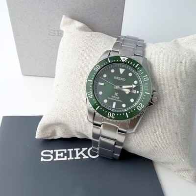 Seiko Prospex Sea Solar Power Men Green Dial Stainless Steel