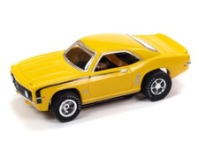 AUTO WORLD SC384-1Y XTRACTION 1969 CHEVROLET CAMARO YELLOW HO SLOT CAR