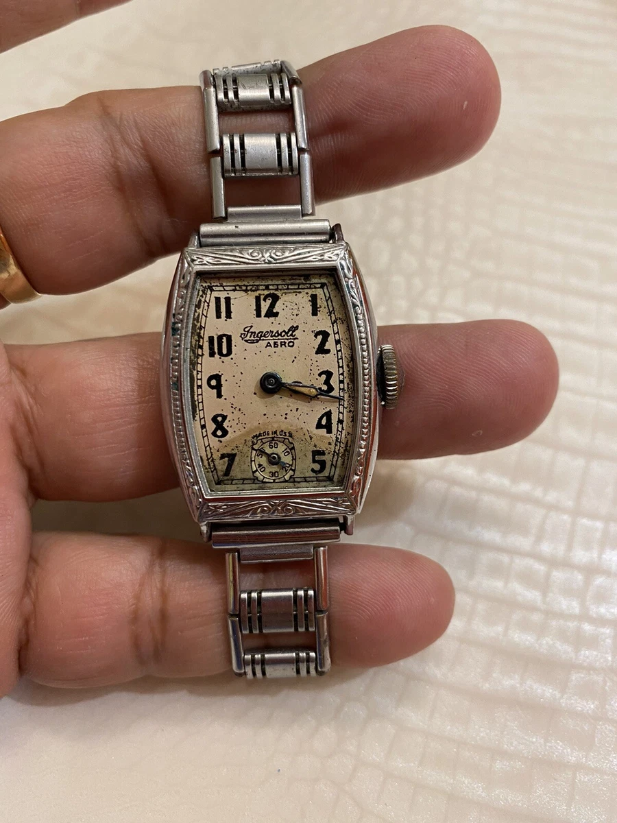 Vintage 1940 s Ingersoll Watch