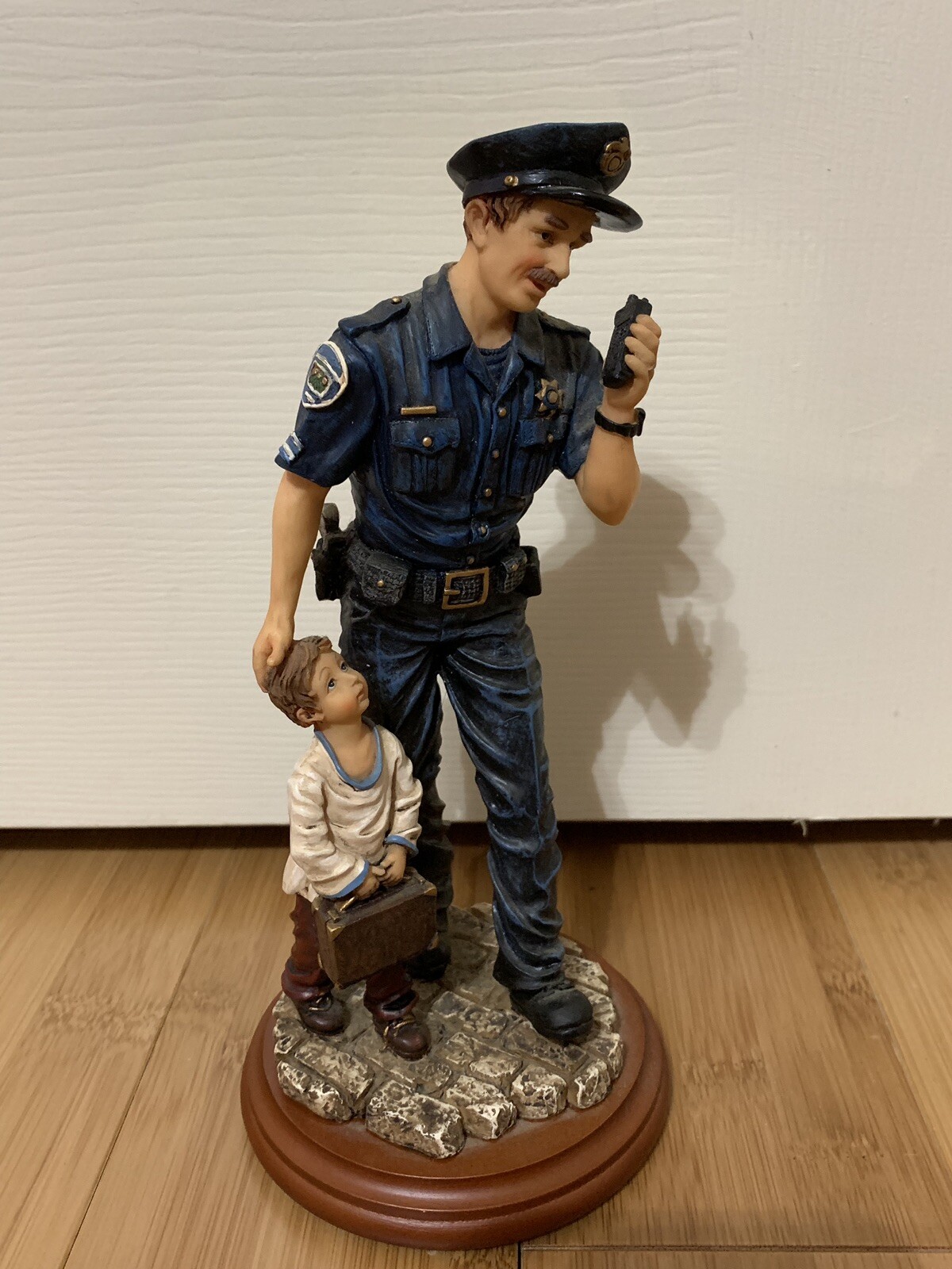 vanmark blue hats of bravery a safe return Police figurine eBay