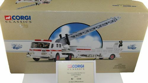 CORGI American Le France Aérien Ladder Camion Denver Fire Department - 97387 - Photo 2 sur 2