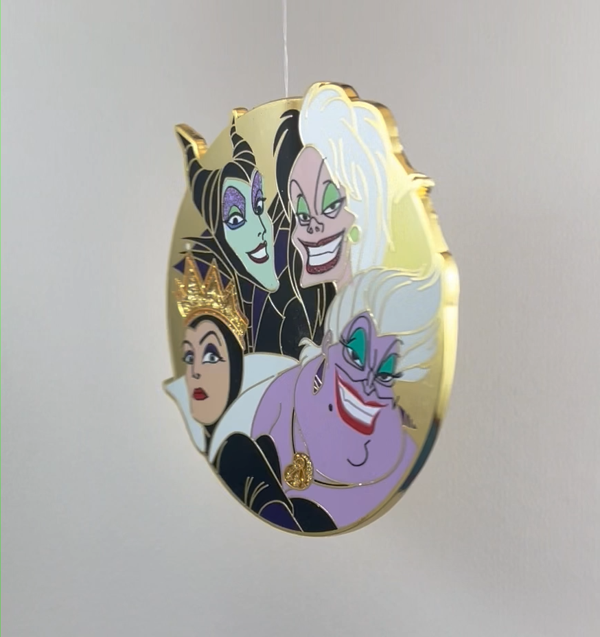 Disney VIVA LA DIVAS LE300 Villains Pin MALEFICENT URSULA EVIL