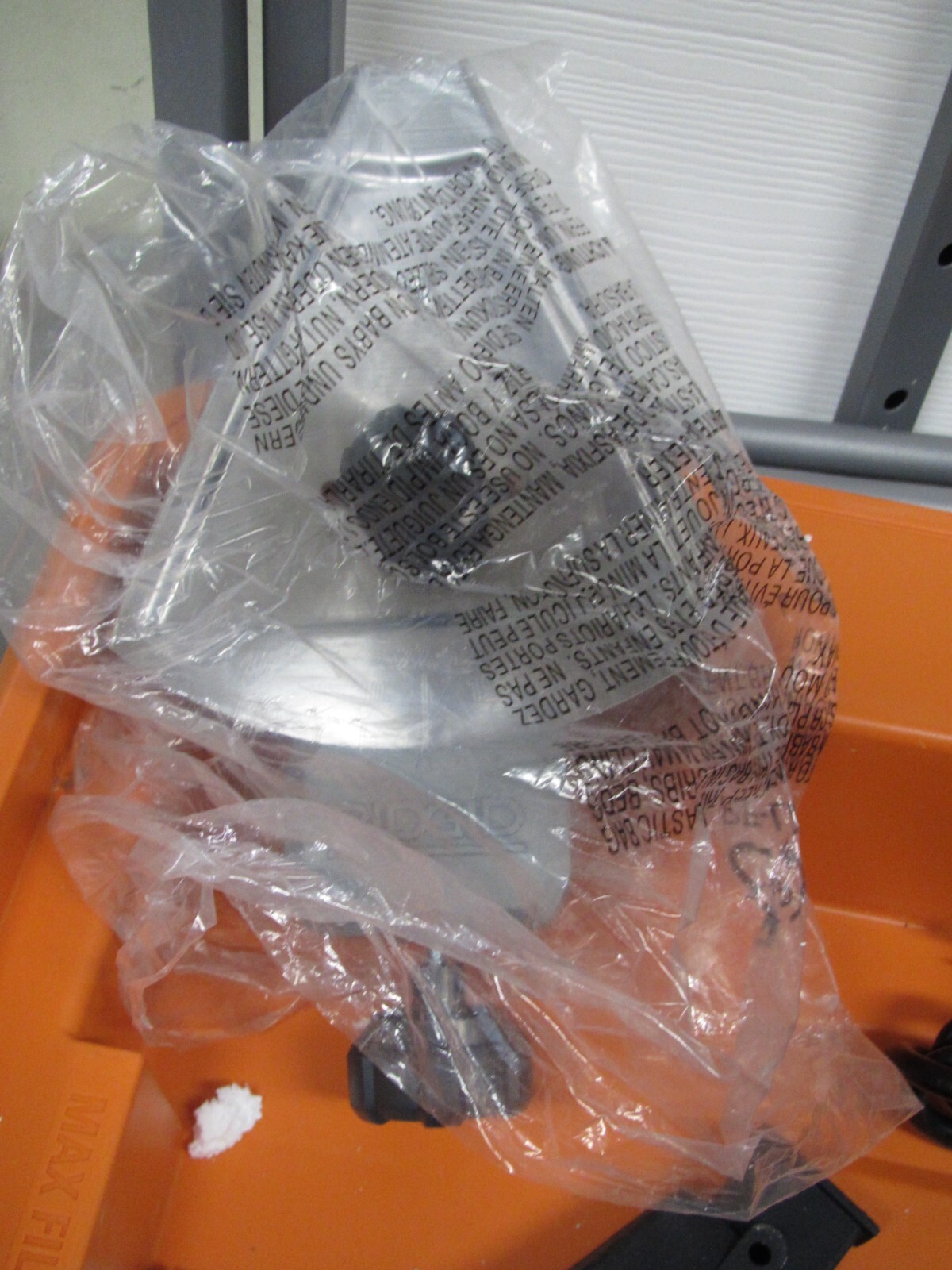 RIDGID R4031 7" 9Amp Corded Wet Tile Saw w/ Stand & Most Accessories