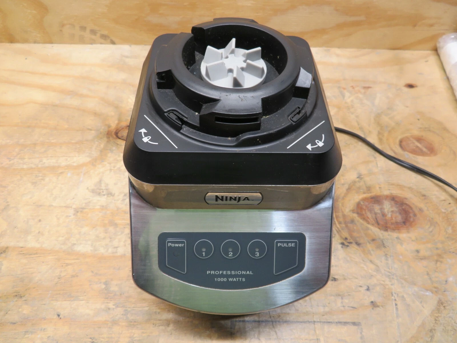 NINJA NJ600 Professional 3 Speed With Pulse Blender Power Motor Base Only 1000w