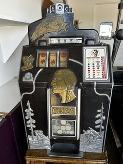 Vintage 1936 Jennings 4 star Chief Nickel Slot Machine working with keys