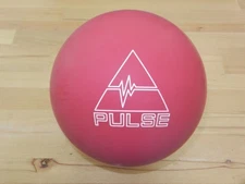 NIB 14# C300 Pulse Bowling Ball Specs of 14.3/3-4" Pin/3.00oz TW