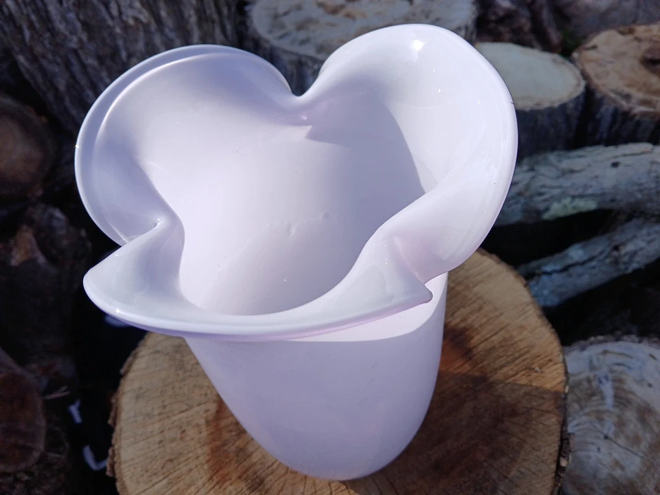 Lavender White Handkerchief Crimped Rim Hand Blown Art Glass Vase 9.25" - Image 3 of 4