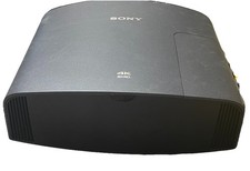Sony VPL-VW-385es projector, used, excellent condition, Very Few hours True 4K 