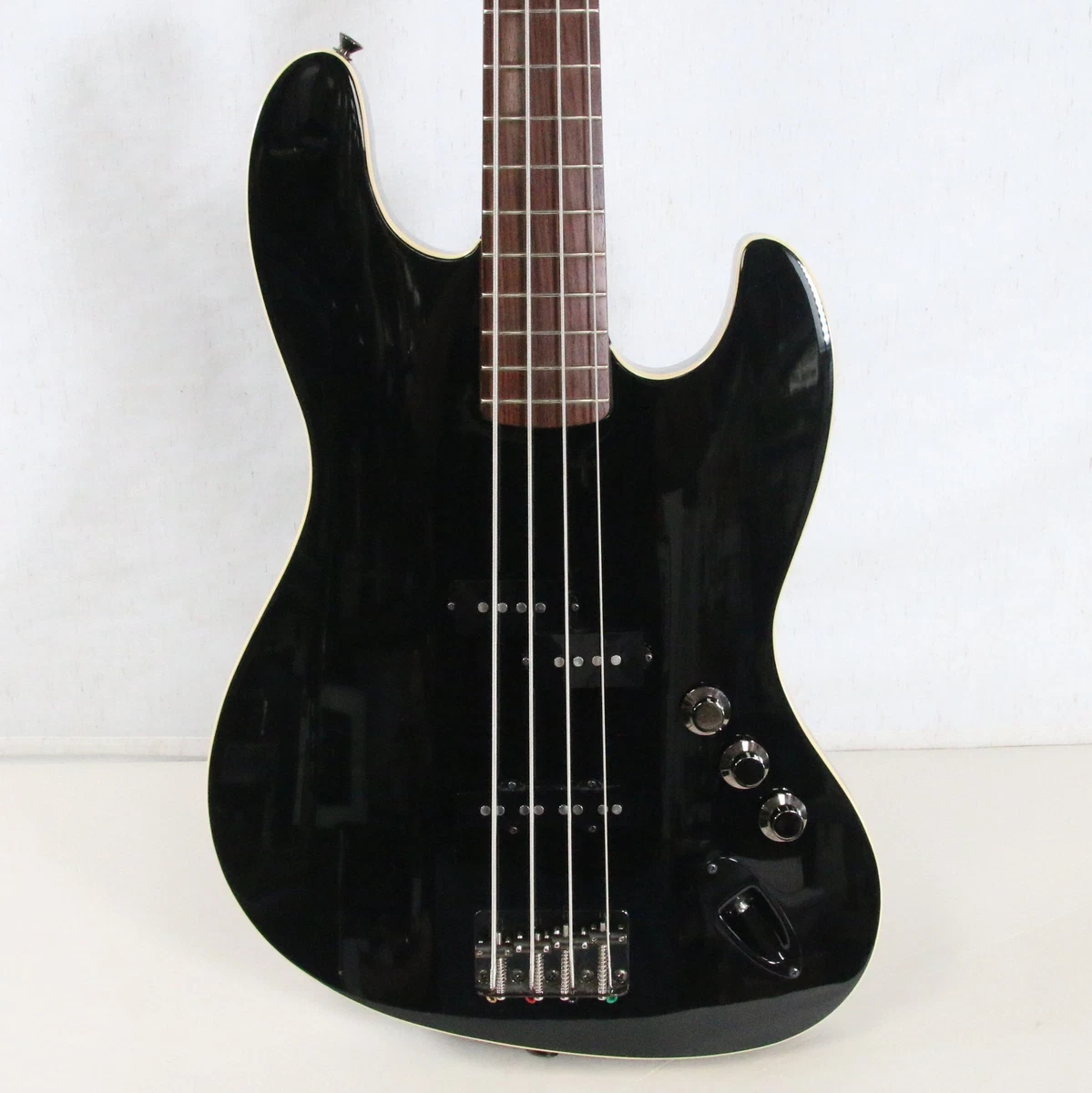 Fender Aerodyne Jazz Bass Bass Guitars for sale | eBay