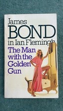 Man with The Golden Gun IAN FLEMING paperback James Bond, 1971, Model series